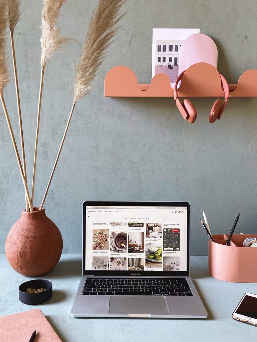 HIRO Настенная вешалка из окрашенной стали с полкой sun-id-1424515 - Вид №3