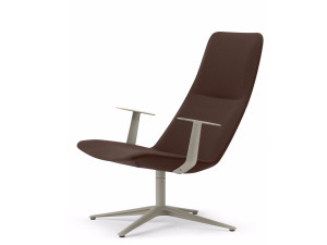 Спицевое вращающееся кресло с подлокотниками