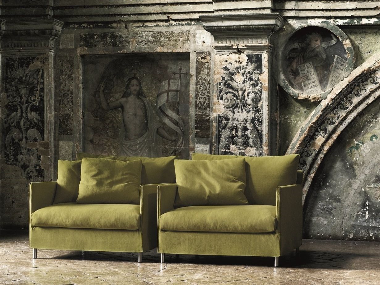 Тканевое кресло с подлокотниками Living Divani сорочка ARCH-00022054