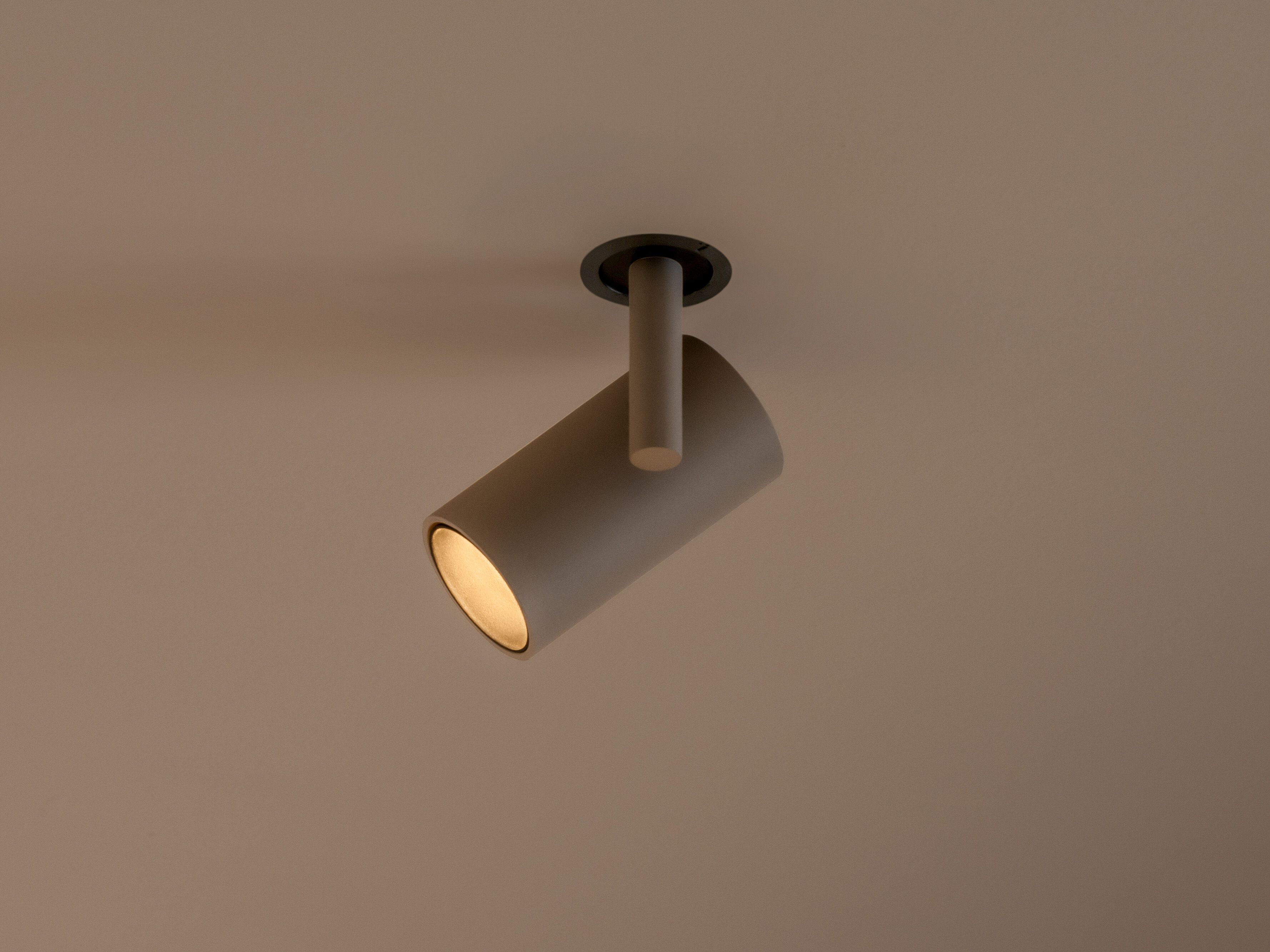 Потолочный алюминиевый светодиодный прожектор Vibia Circus Solo ARCH-00077856 - Вид №1