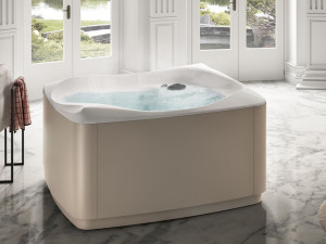 5-местный квадратный мини-бассейн с хромотерапией