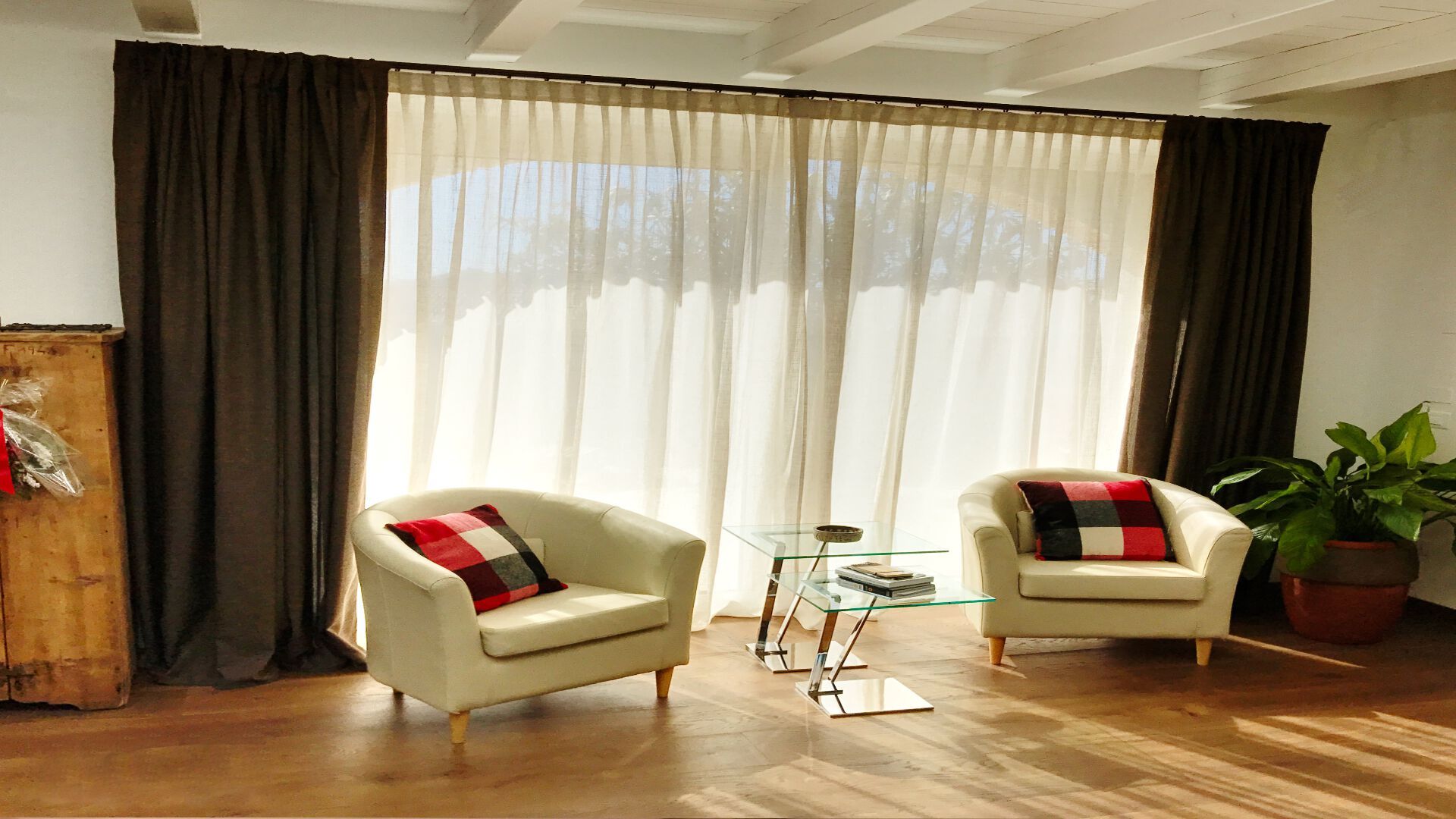 Полиэфирная огнестойкая однотонная ткань для штор Tendagi® ткани Tendagi ® ARCH-00059130 - Вид №3