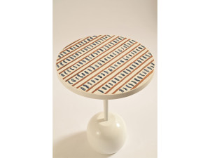 Круглый алюминиевый журнальный столик