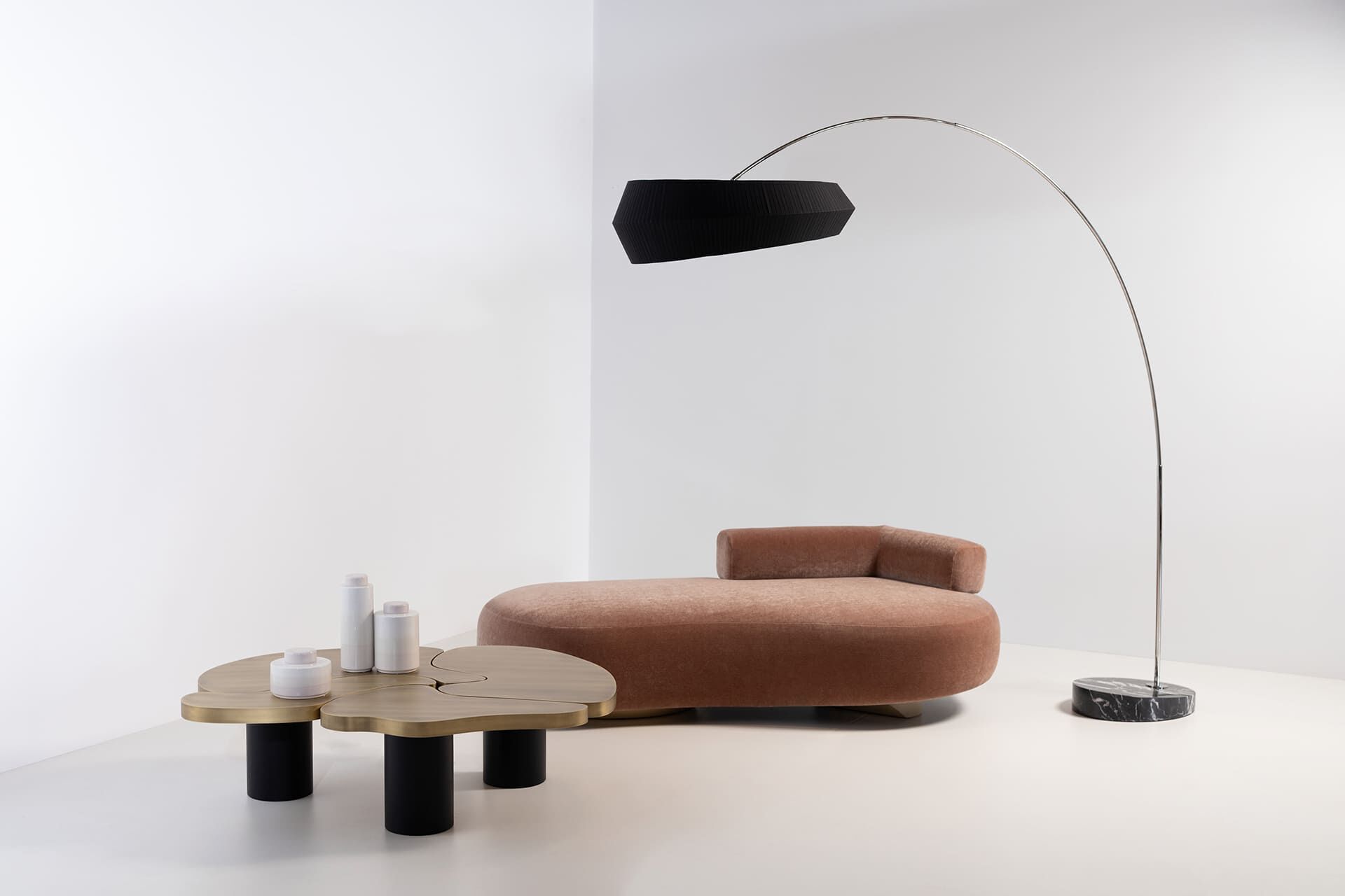 Латунный журнальный столик Greenapple MY BRAIN ARCH-00130142 - Вид №5