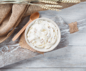 3672 Масса творожная с изюмом Вкусляндия