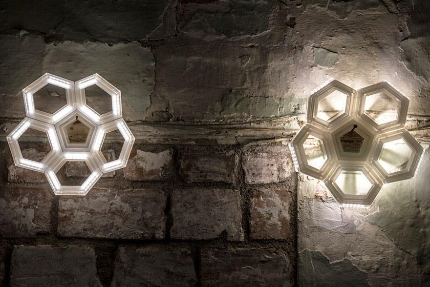Kriladesign Настенный светодиодный светильник с отраженным светом из пмма Fullerene 2003 - Вид №2