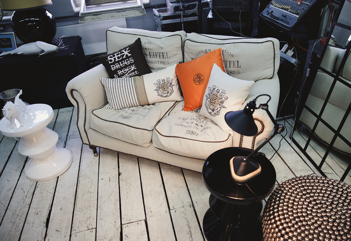 Диван Thomas Eiffei двухместный прямой бежевый ДОМАШНЯЯ ОБСТАНОВКА THOMAS EIFFEI 017179 Бежевый;молочный Santreyd  - Вид №8