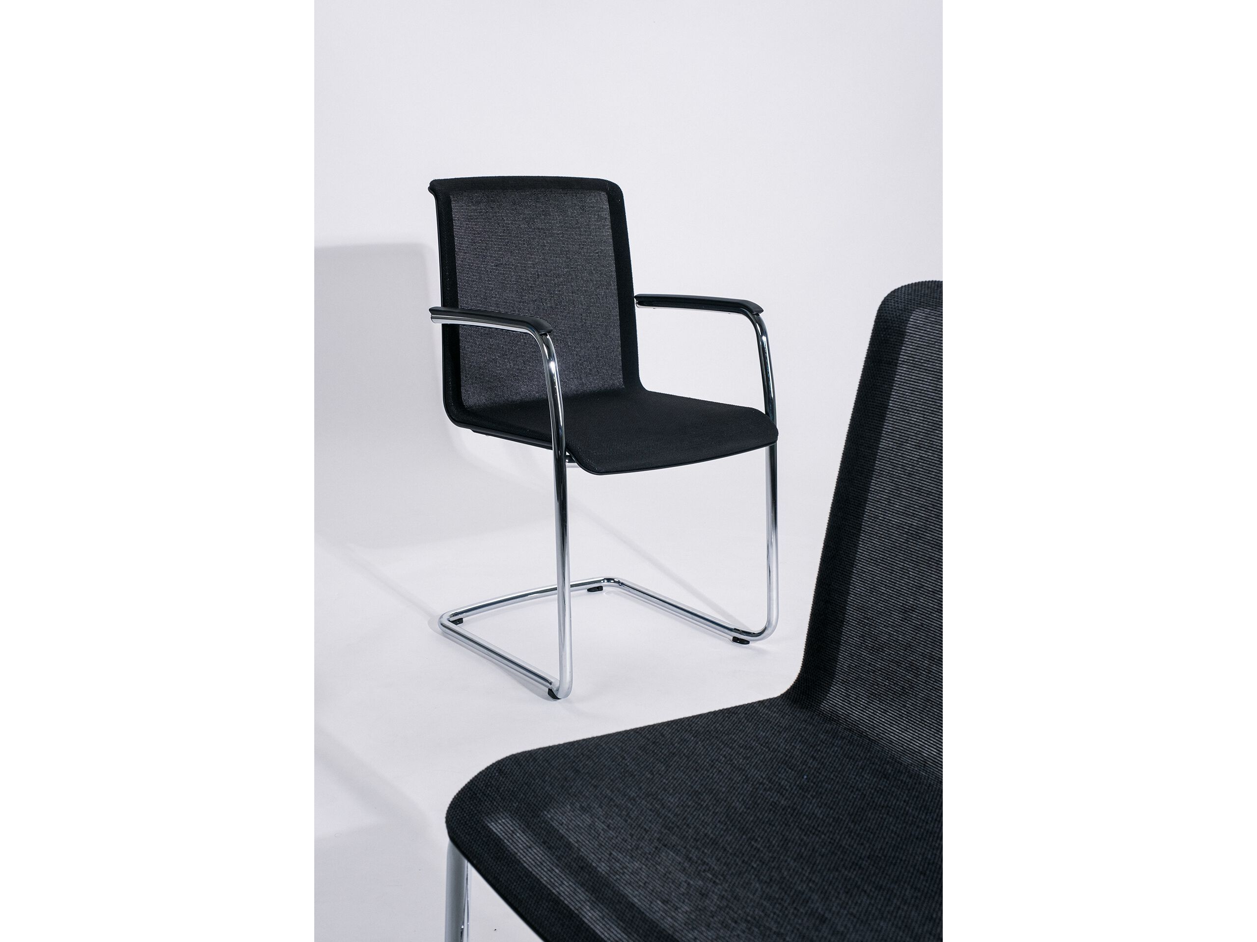 Консольный штабелируемый стул для конференций Brunner Hero Plus ARCH-00069861 - Вид №2