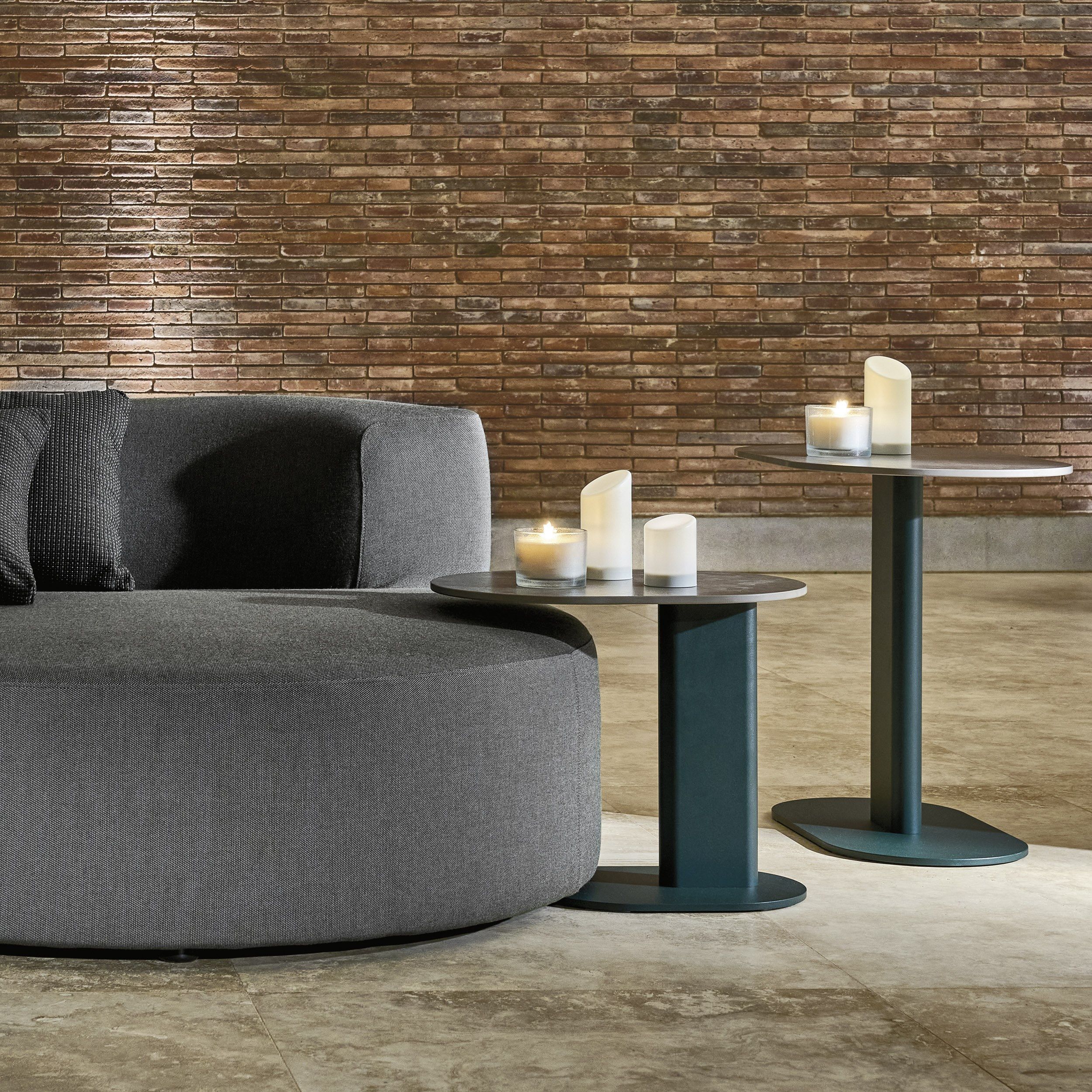 Алюминиевый овальный журнальный столик Varaschin плинтус ARCH-00131779 - Вид №15