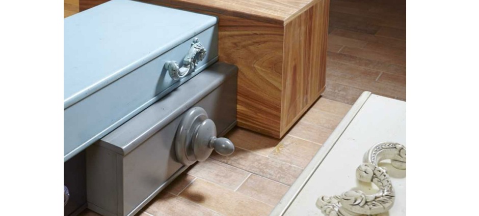 001689 Журнальный столик Lola Glamour London Santreyd