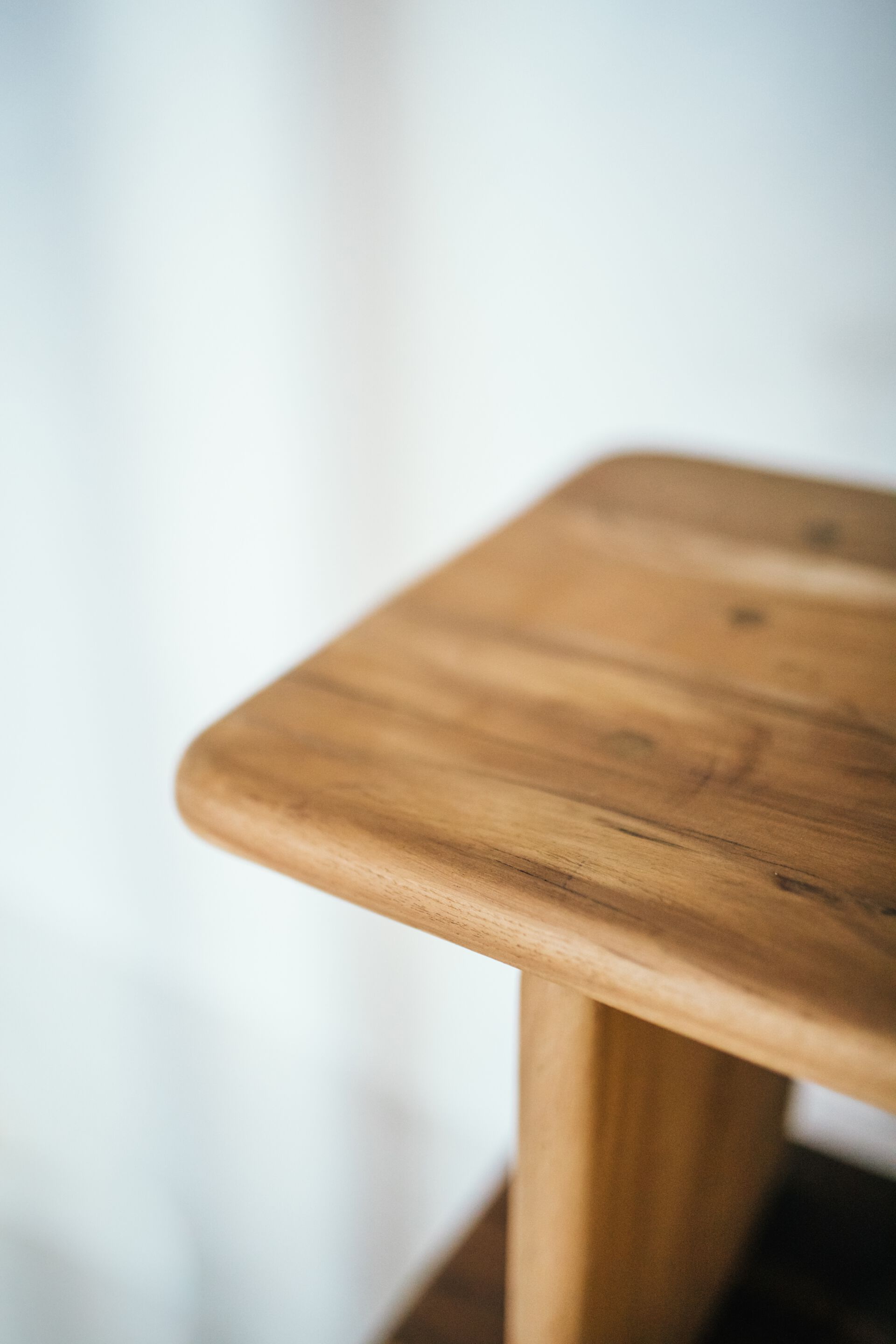 Рециркулированный деревянный самонесущий книжный шкаф POMAX ARCH-00106516 - Вид №12