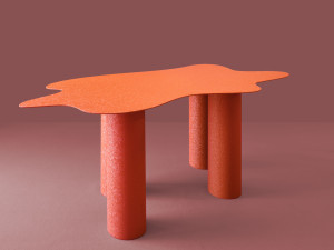 Металлический стол для гостиной