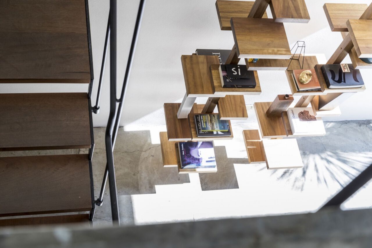 Книжный шкаф iroko с креплением пол-потолок Mogg Аделаида ARCH-00056993 - Вид №18