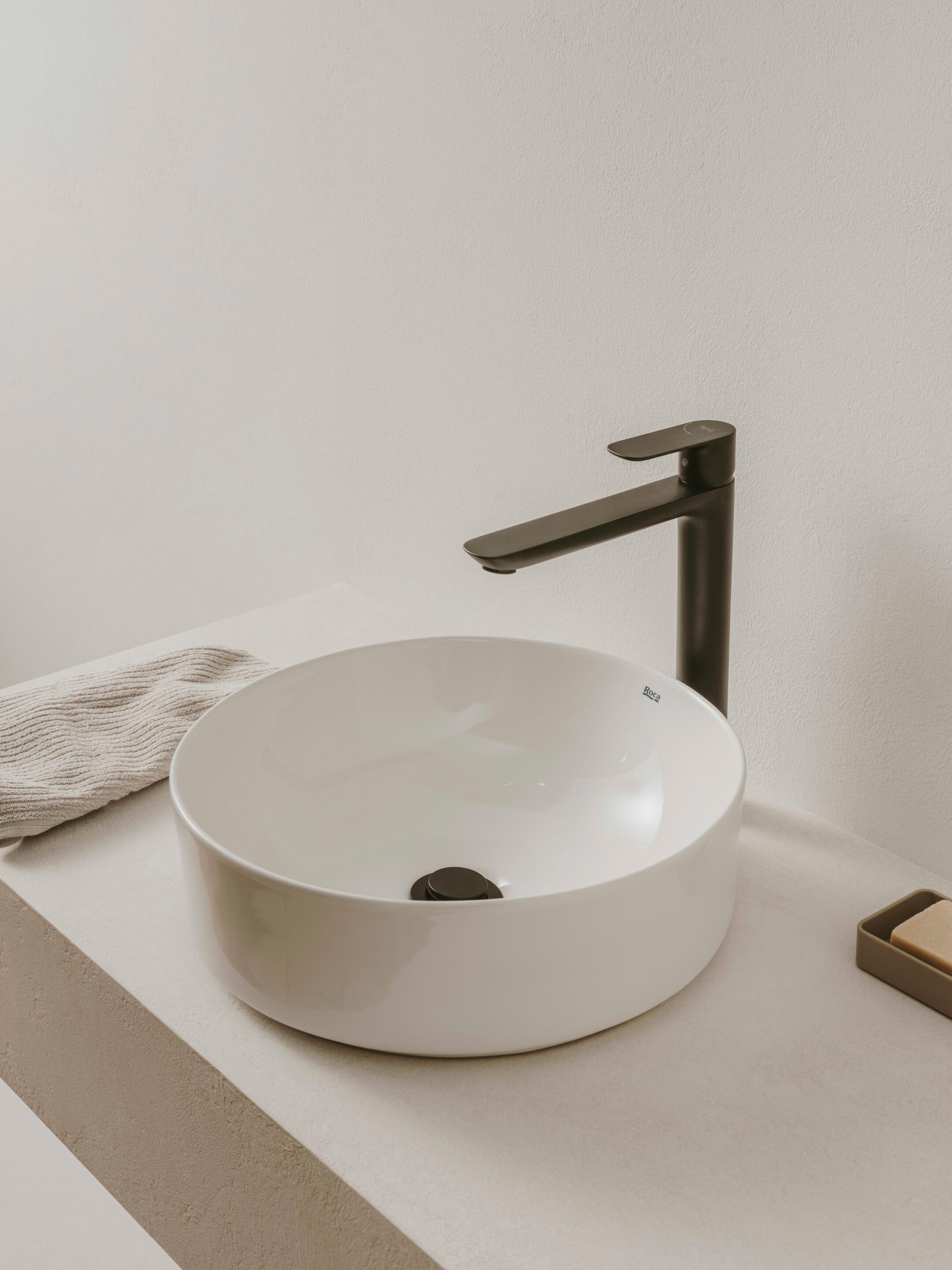 Керамическая столешница с одной круглой раковиной Roca Ona ARCH-00087733 - Вид №9