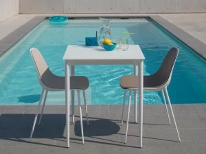 Joli Квадратный садовый стол из алюминия и стекла Marguerite