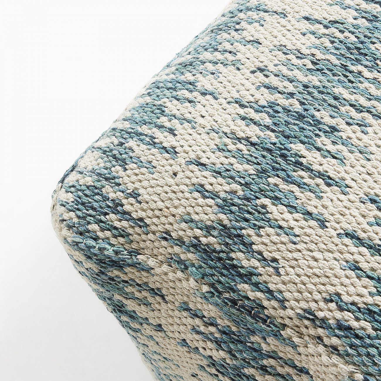 Пуф HELKE синий BARCELONA DESIGN ДИЗАЙНЕРСКИЕ 151661 Синий  - Вид №1