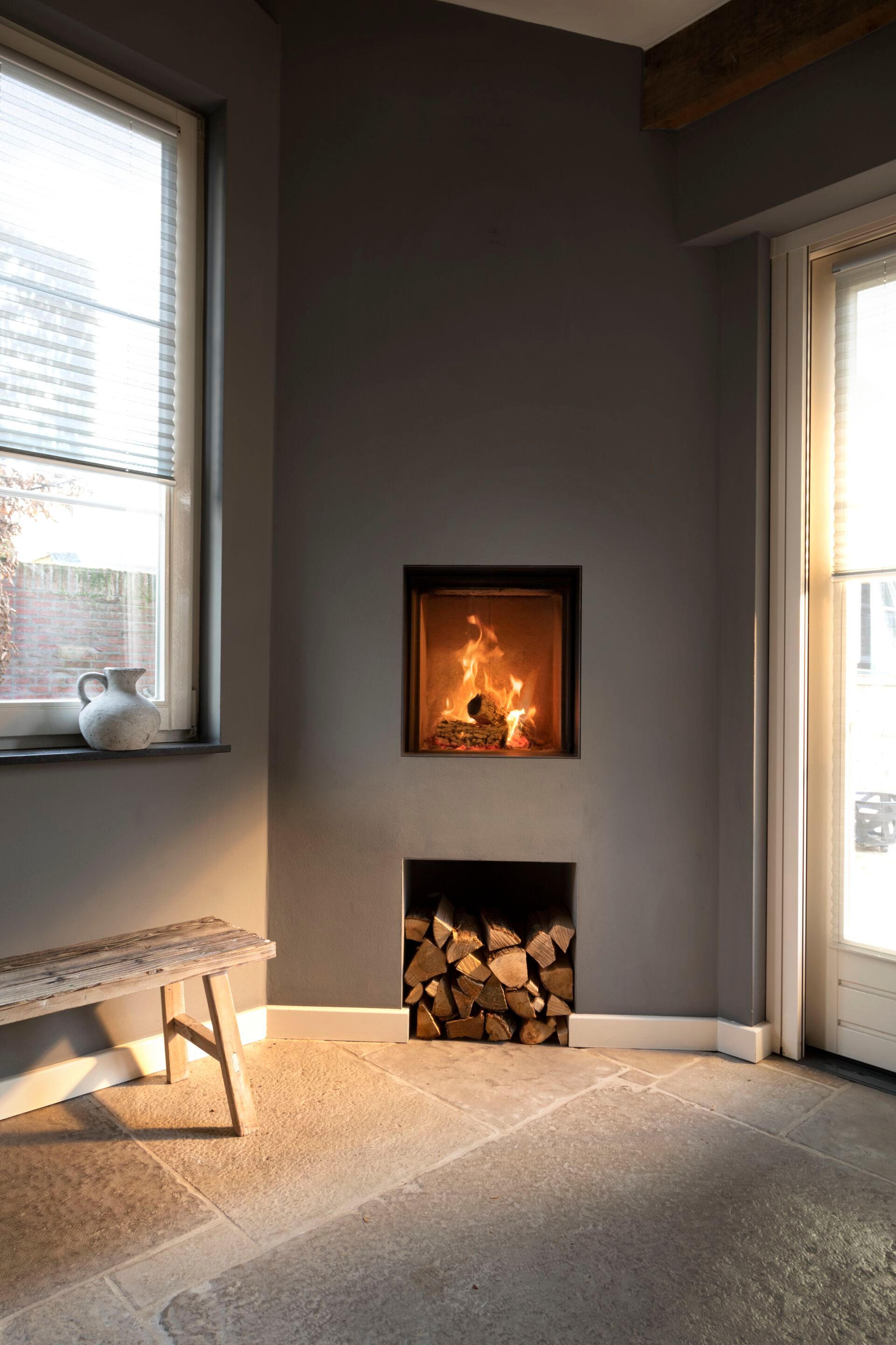 Встроенный дровяной камин на стене KALFIRE W45/48F ARCH-00049431 - Вид №4