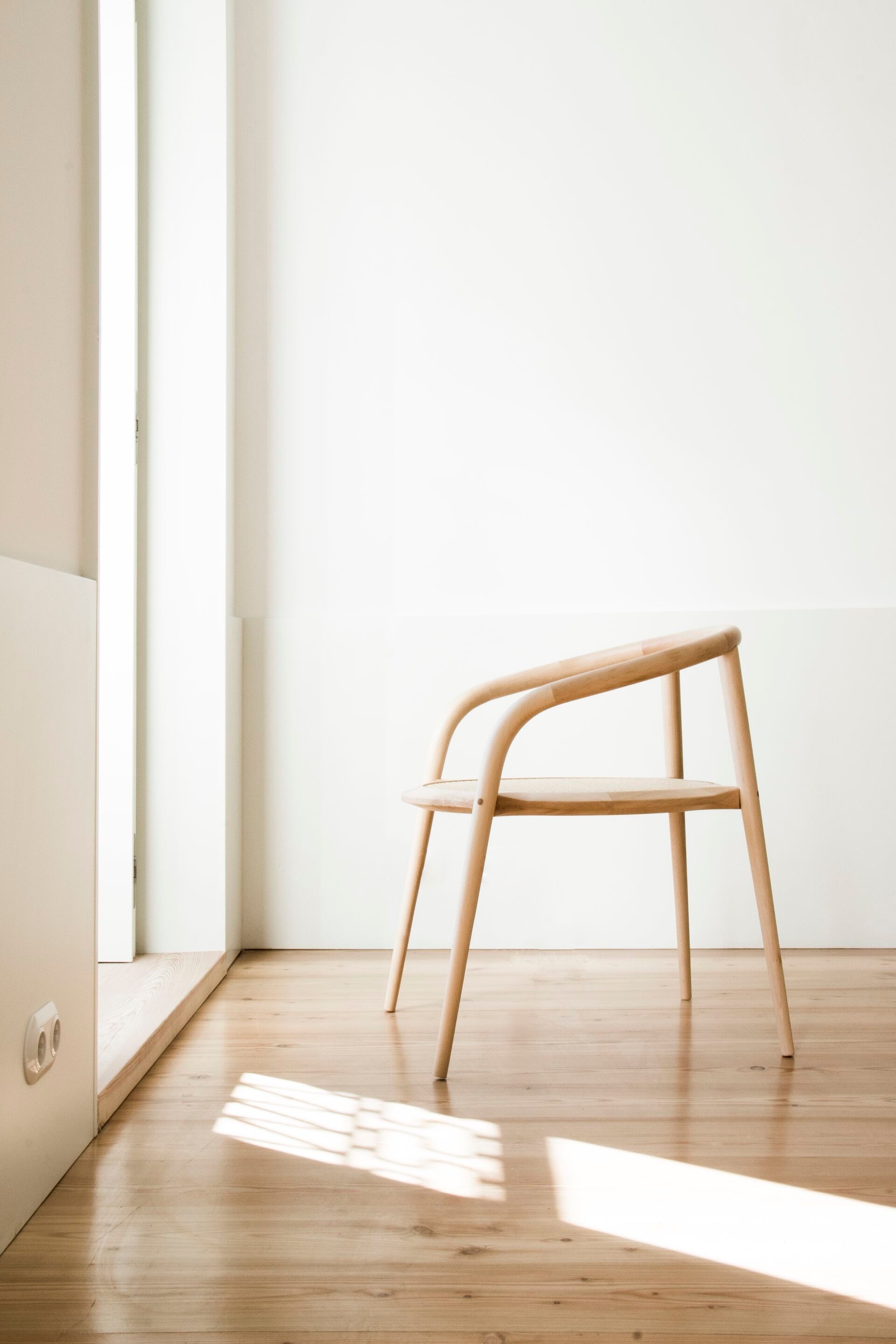 Стул из бука с подлокотниками Branca Lisboa ARANHA ARCH-00062003 - Вид №4