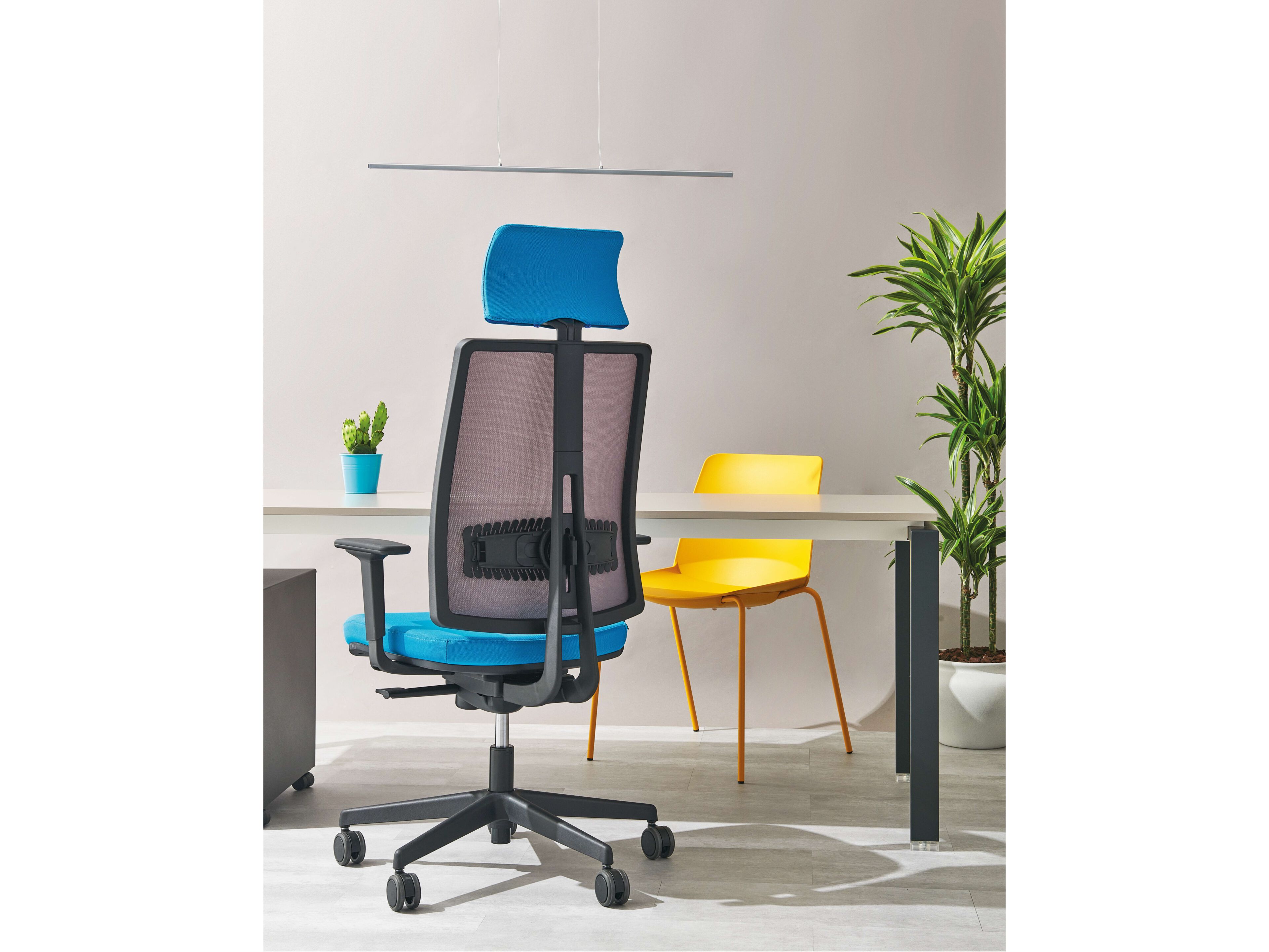 5 спиц подголовник поворотный операционный офисный стул AP Factor Детройт ARCH-00004400