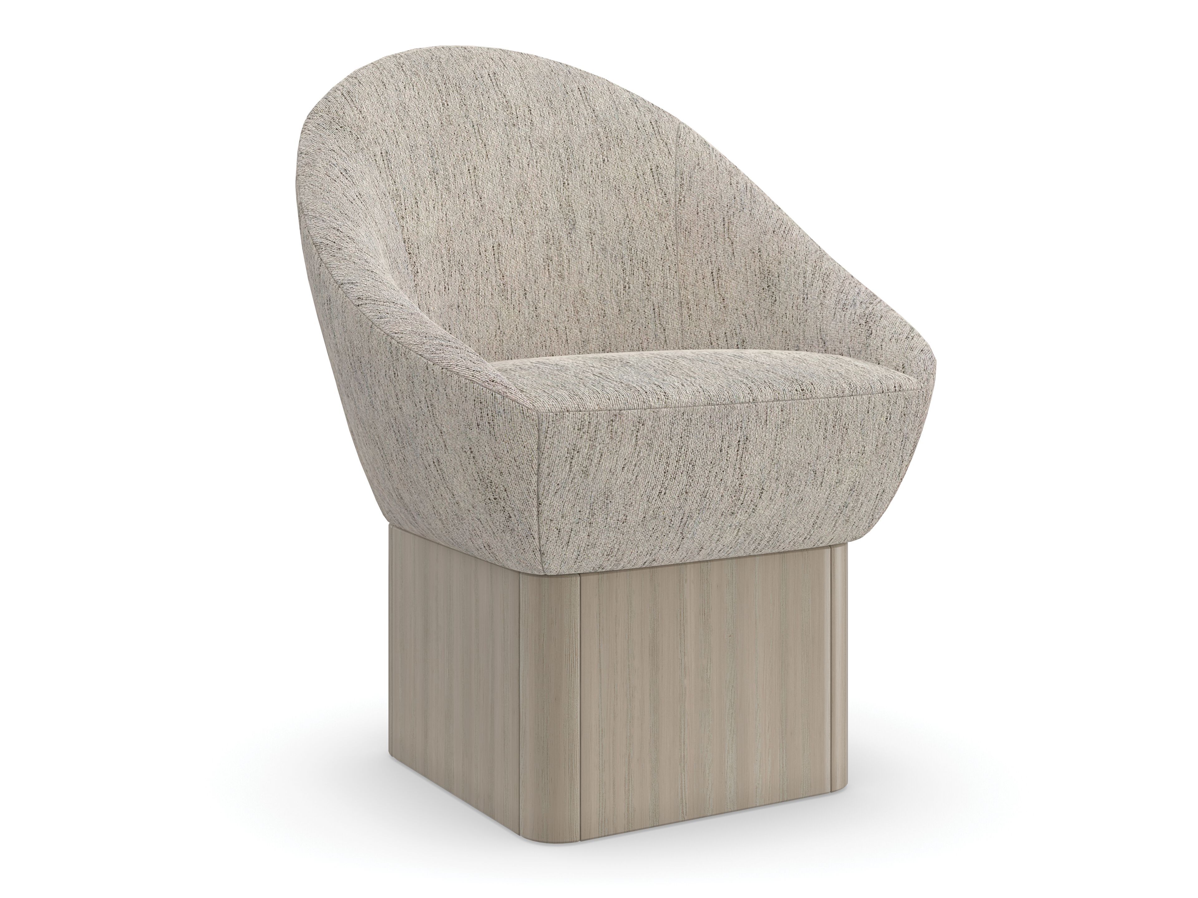 Мягкий тканевый стул с подлокотниками Caracole PALMA ARCH-00122235