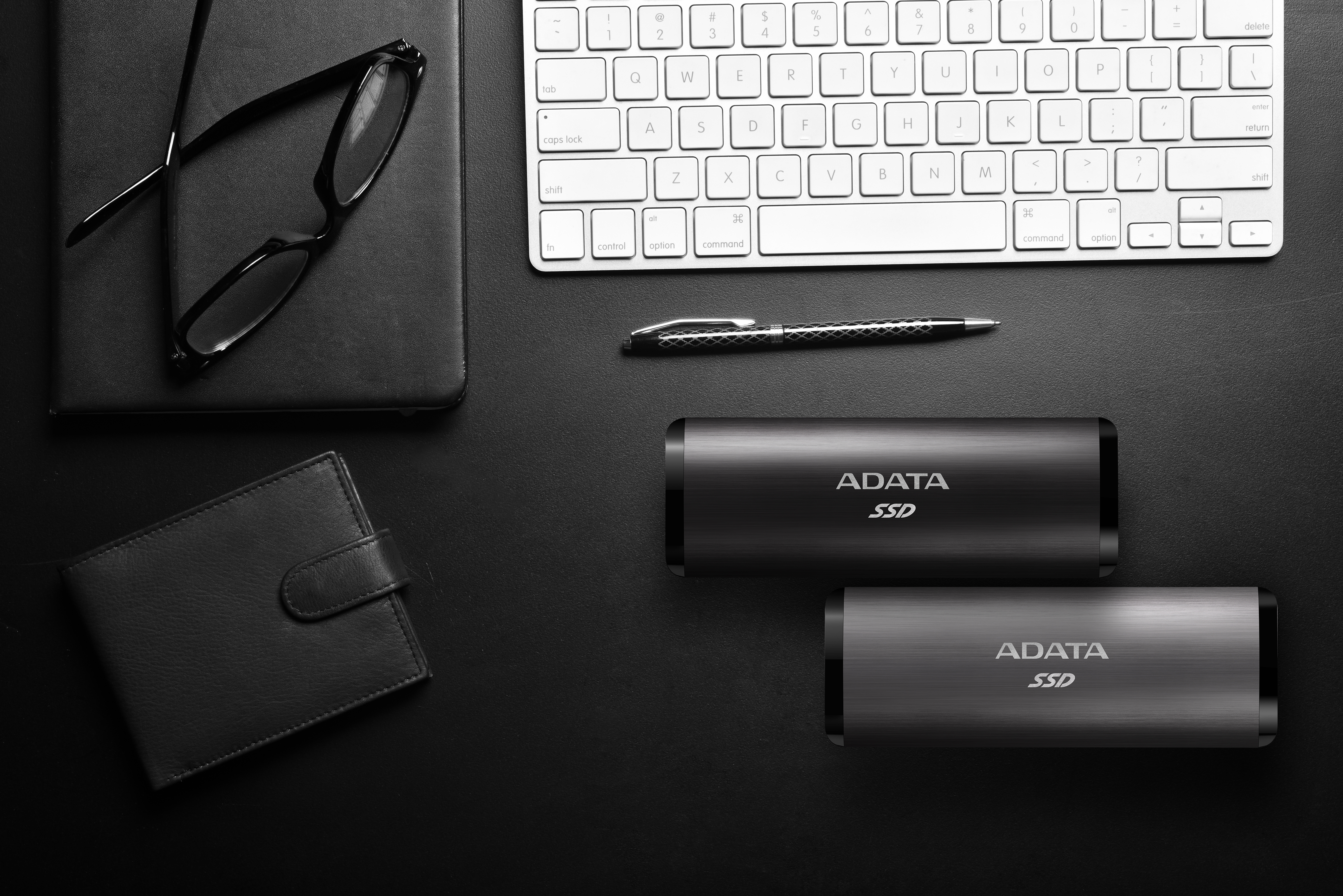 ASE760-1TU32G2-CTI 1tb se760 external ssd usb 3.2 gen2 type-c, r1000/w1000, titan-gray ADATA Santreyd  - Вид №7