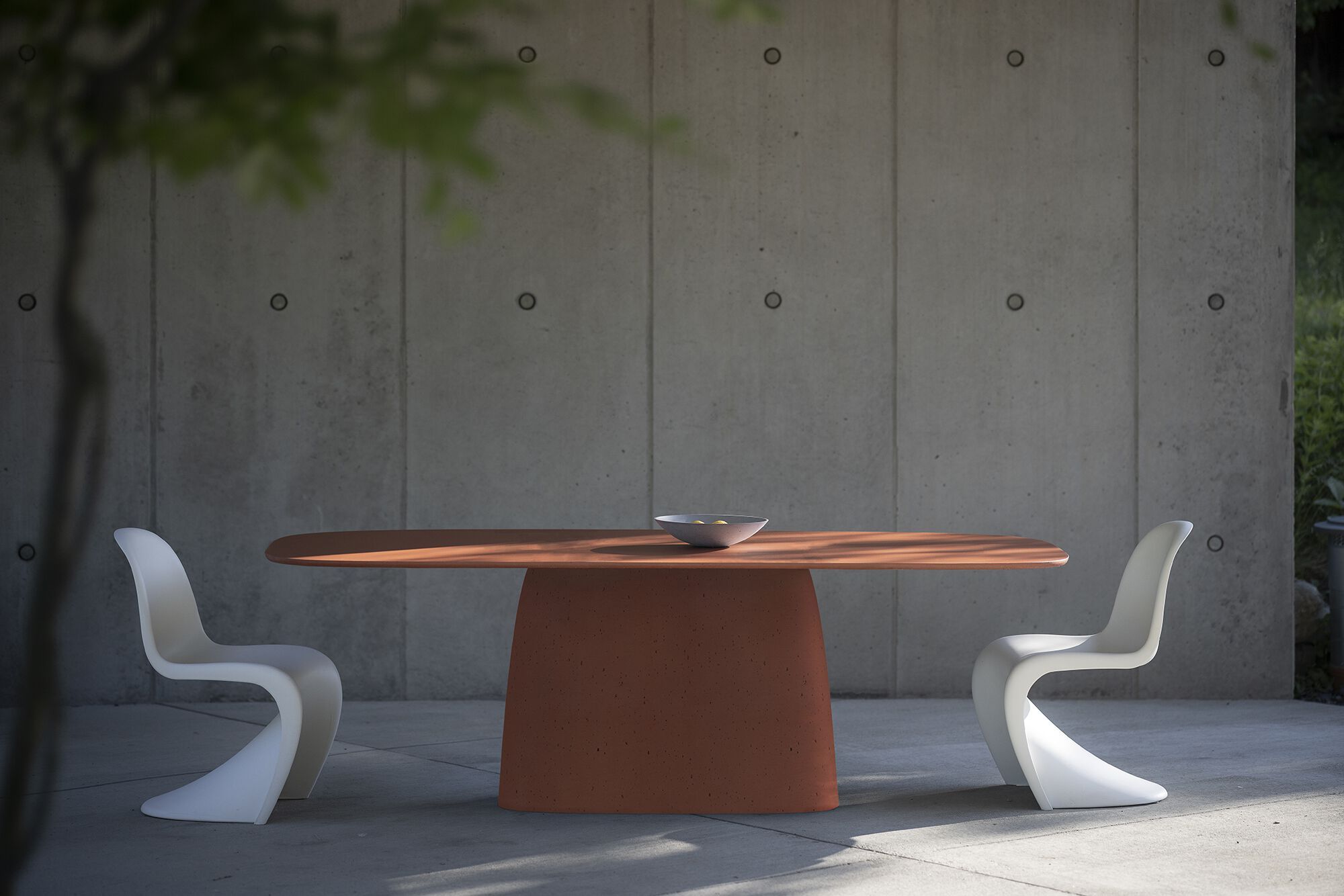 Бетонный прямоугольный садовый стол Betoni ARCH-00124614 - Вид №3