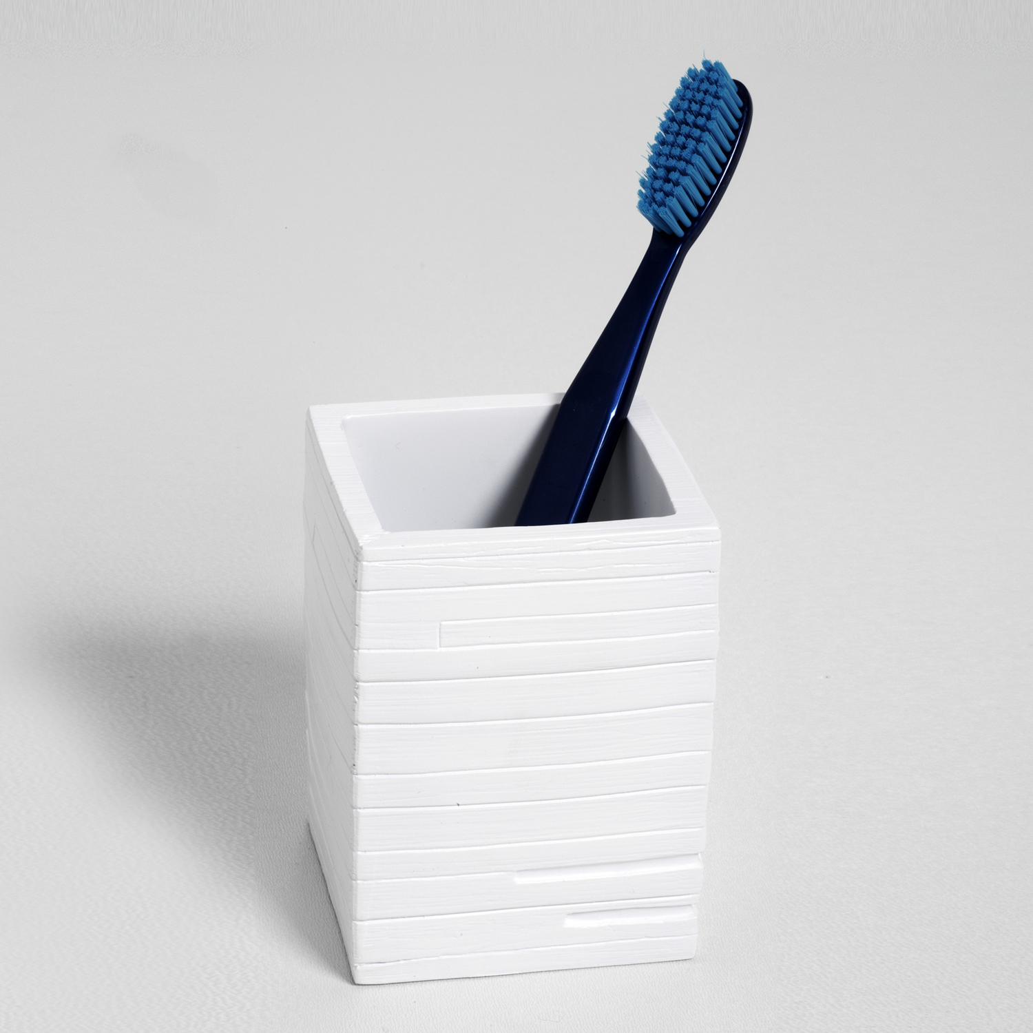 K-3828 Leine Стакан для зубных щеток WasserKRAFT Leine K-3800 