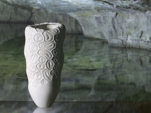 Фарфоровая ваза