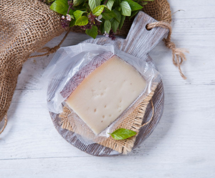 1497 Сыр "Кабра эль вино" козий Вкусляндия  - Вид №2