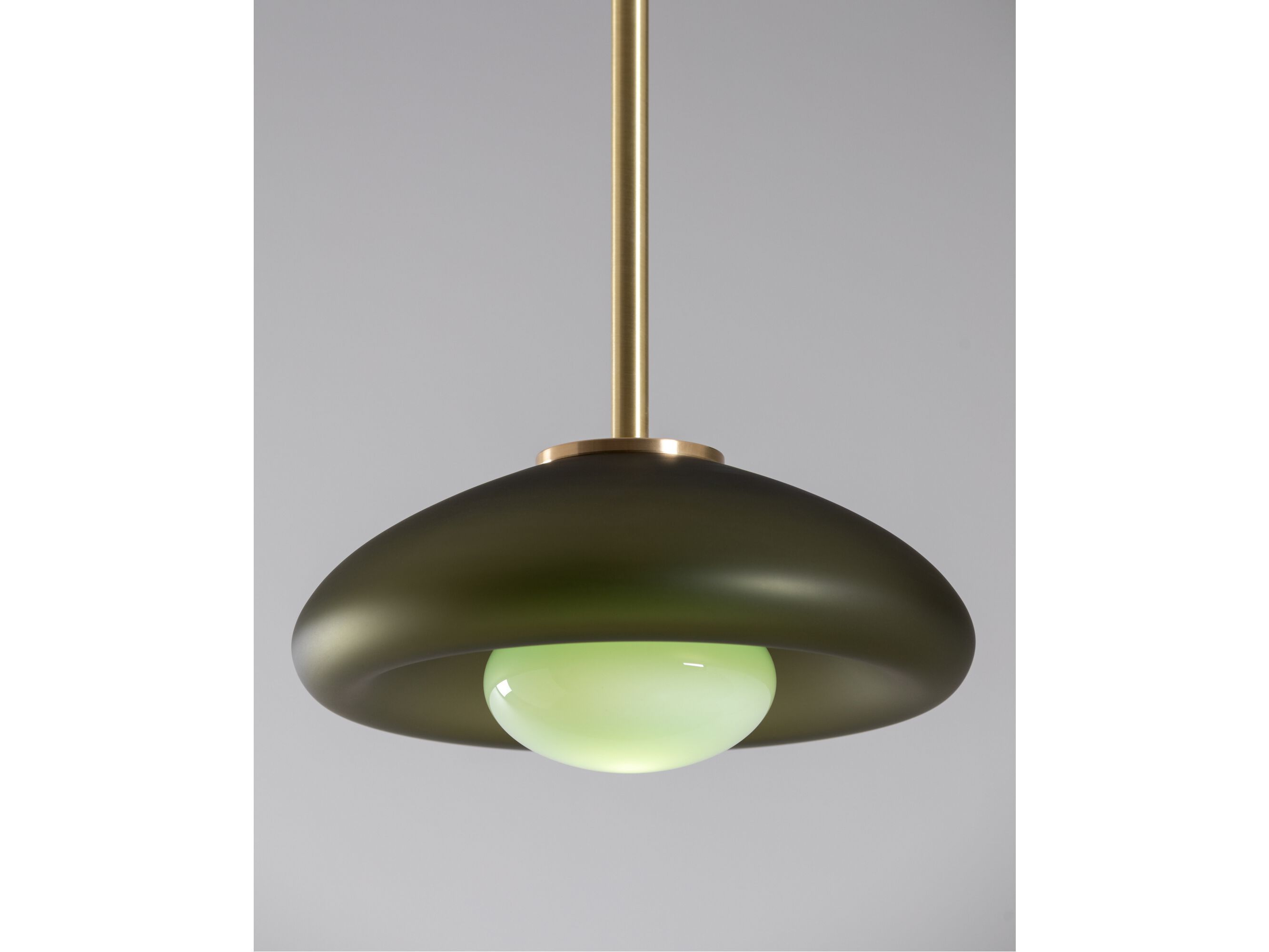 Светодиодный подвесной светильник из латуни и ледяного стекла SkLO Pillow ARCH-00066023 - Вид №1