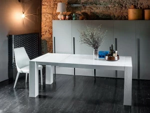 Devina Nais Раздвижной обеденный стол Brooklyn