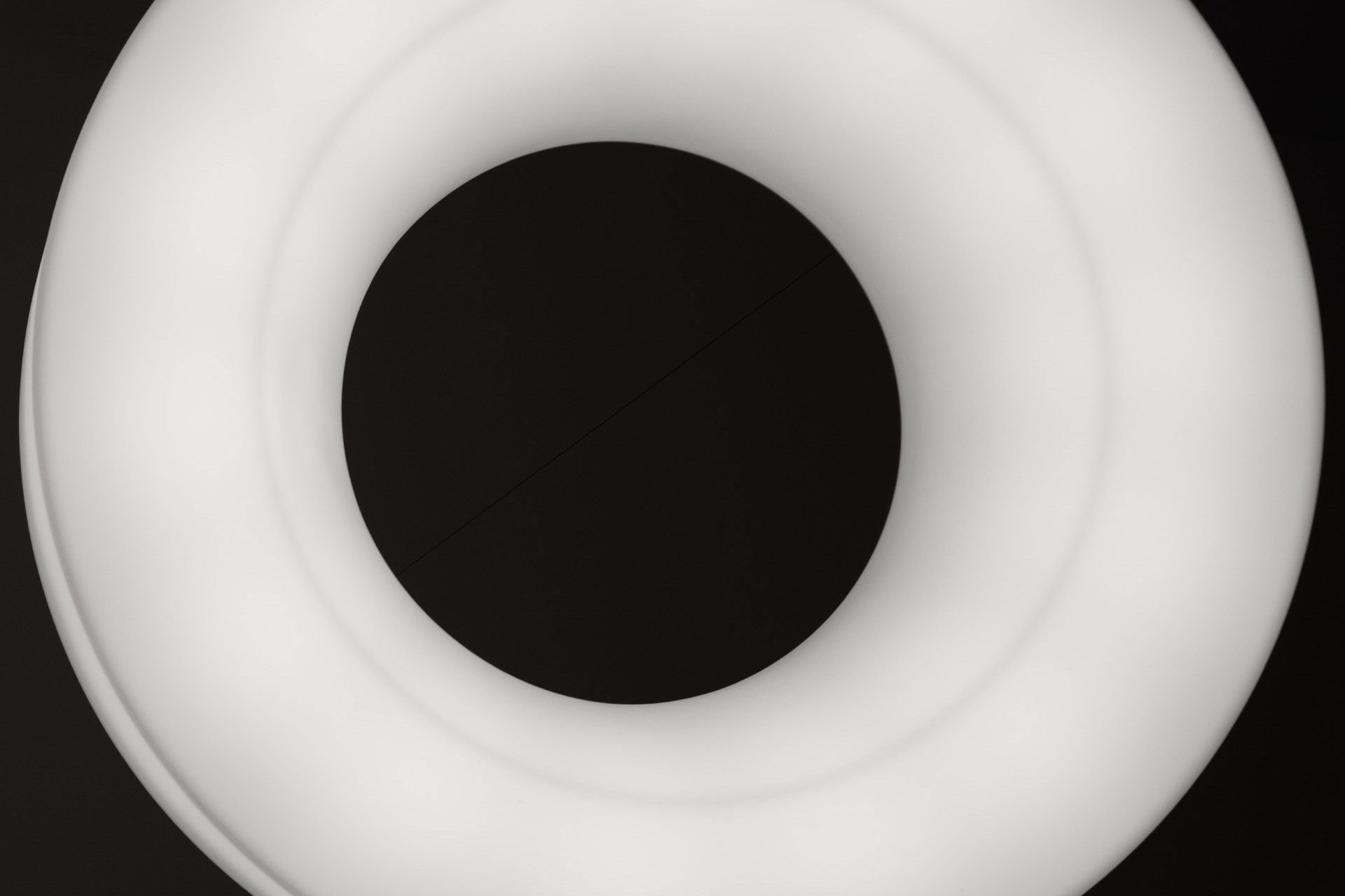 Светодиодный подвесной светильник из полиэтилена Stilnovo Saturn ARCH-00041520 - Вид №2