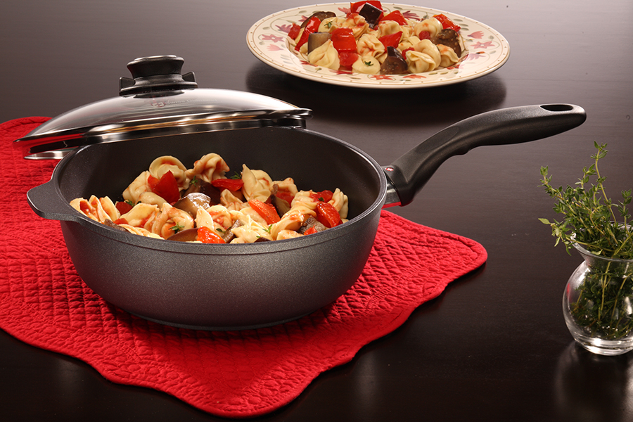 Сотейник индукционный Swiss Diamond со стеклянной крышкой, Ø24 см XD6724IC - Вид №2