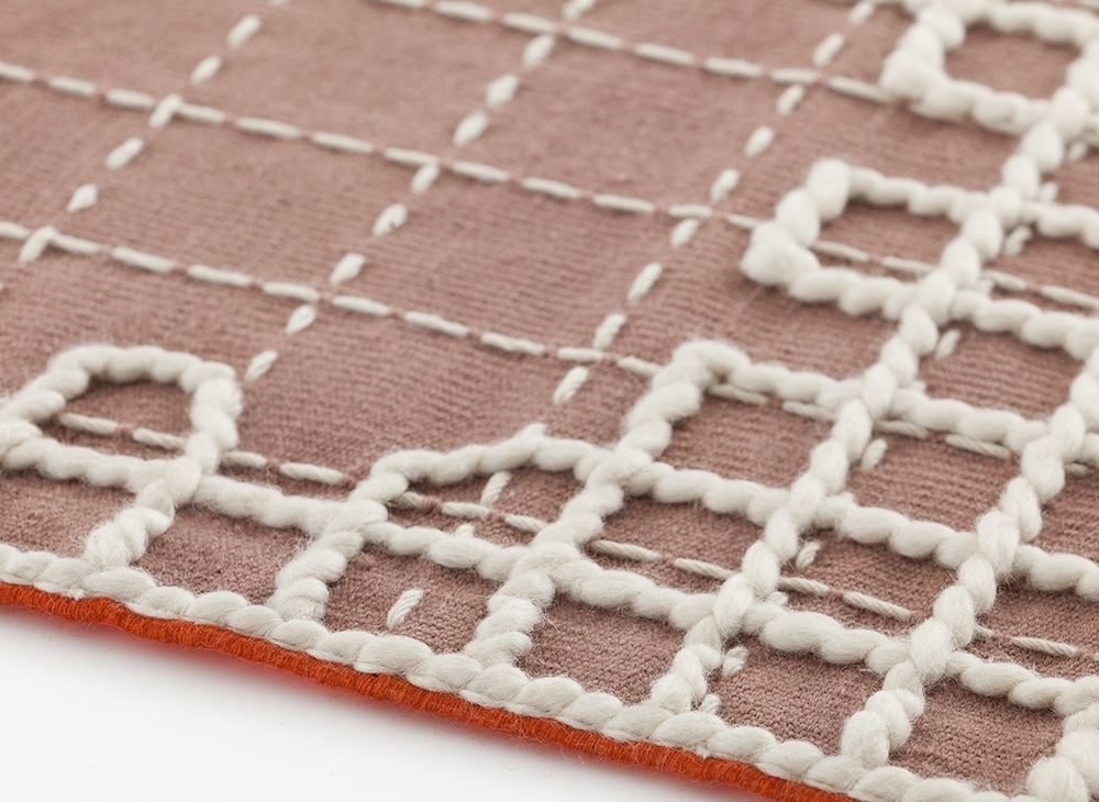 003197 Кресло A Pink GAN Bandas