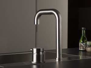 Смеситель для кухни из нержавеющей стали со съемным ручным душем