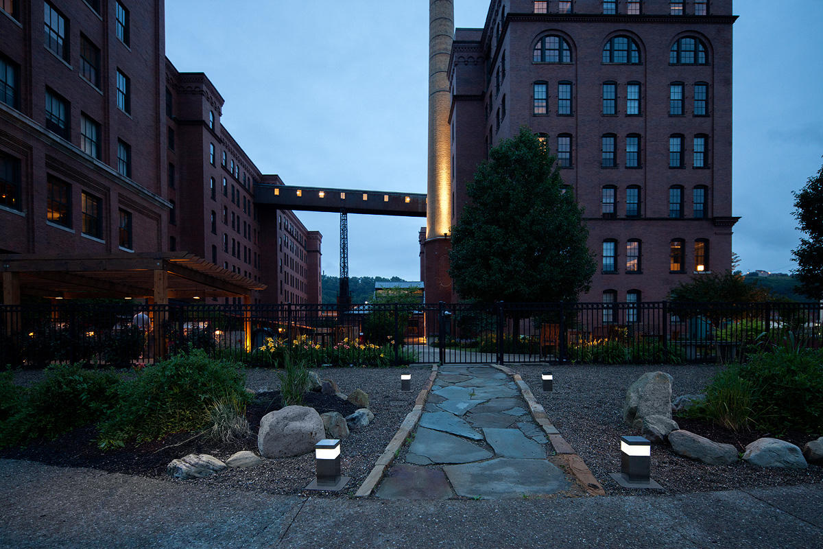 FSRT237 Столбик дорожки Rincon  Forms-surfaces  - Вид №2