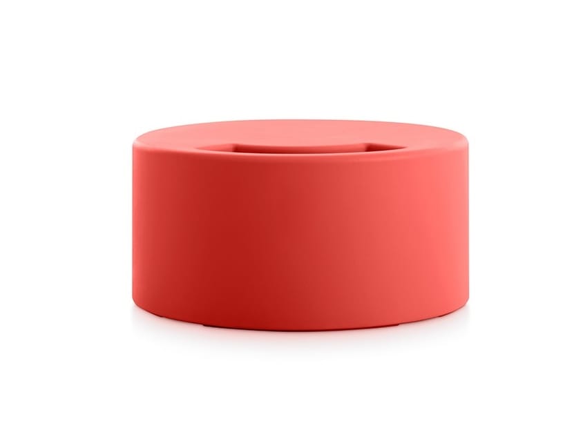 Круглый стол из полиэтилена Diabla Lipstick ARCH-00118469