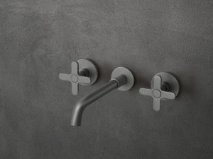 Настенный смеситель для раковины с 3 отверстиями