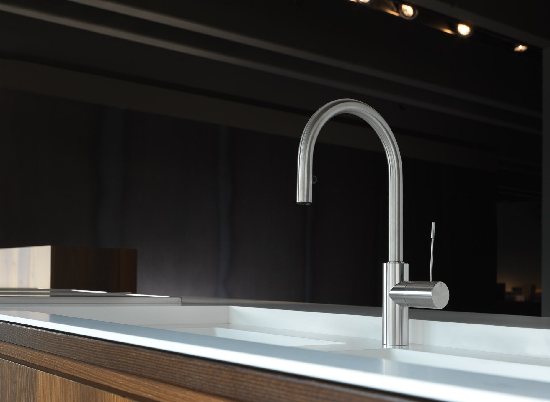 Смеситель для кухни из нержавеющей стали со съемным ручным душем KWC ONO ARCH-00002636 - Вид №9