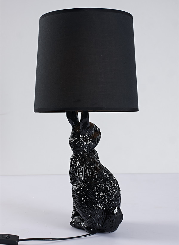 Настольная лампа Rabbit black от Delight Collection 6022T DELIGHT COLLECTION ЖИВОТНЫЕ, ЗАЯЦ 244922 Черный  - Вид №1