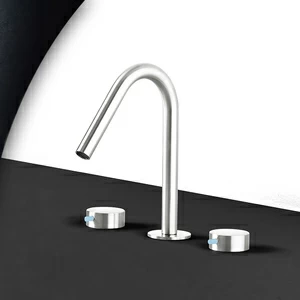 Смеситель для раковины сталь глянцевая с голубой ручкой Toki Radomonte TKI23LCIL37