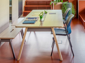 Модульный стол для совещаний из меламина с системой люверсов