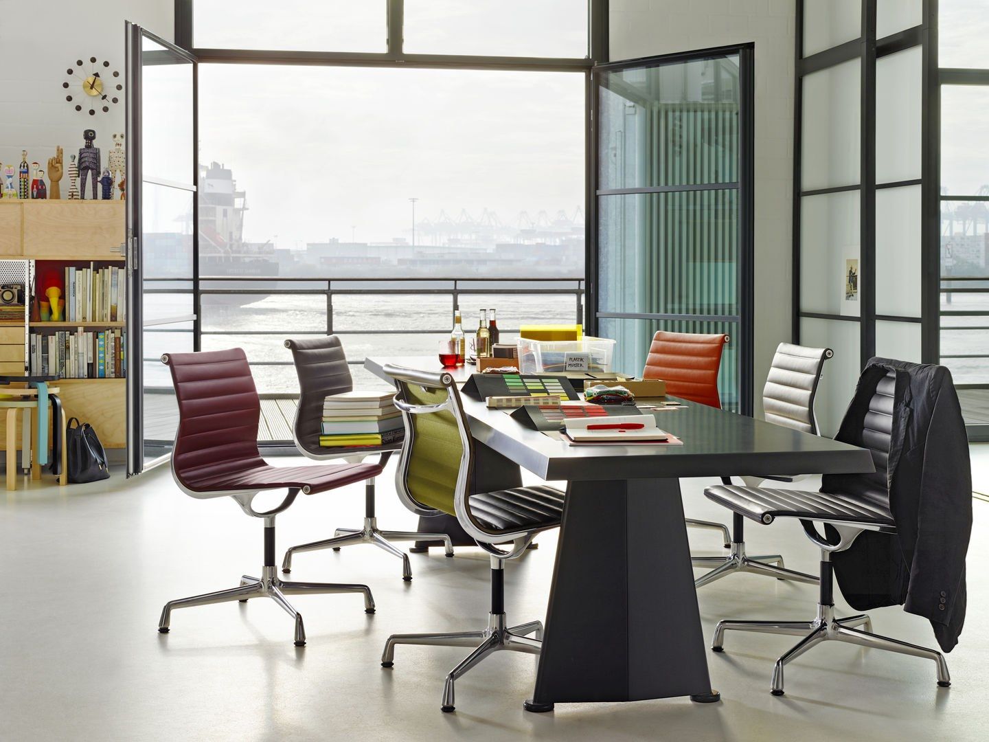 Стул из ткани VITRA Eames Aluminium Group ARCH-00115727 - Вид №8