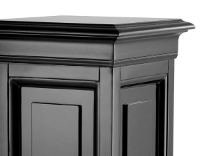 Деревянный пьедестал