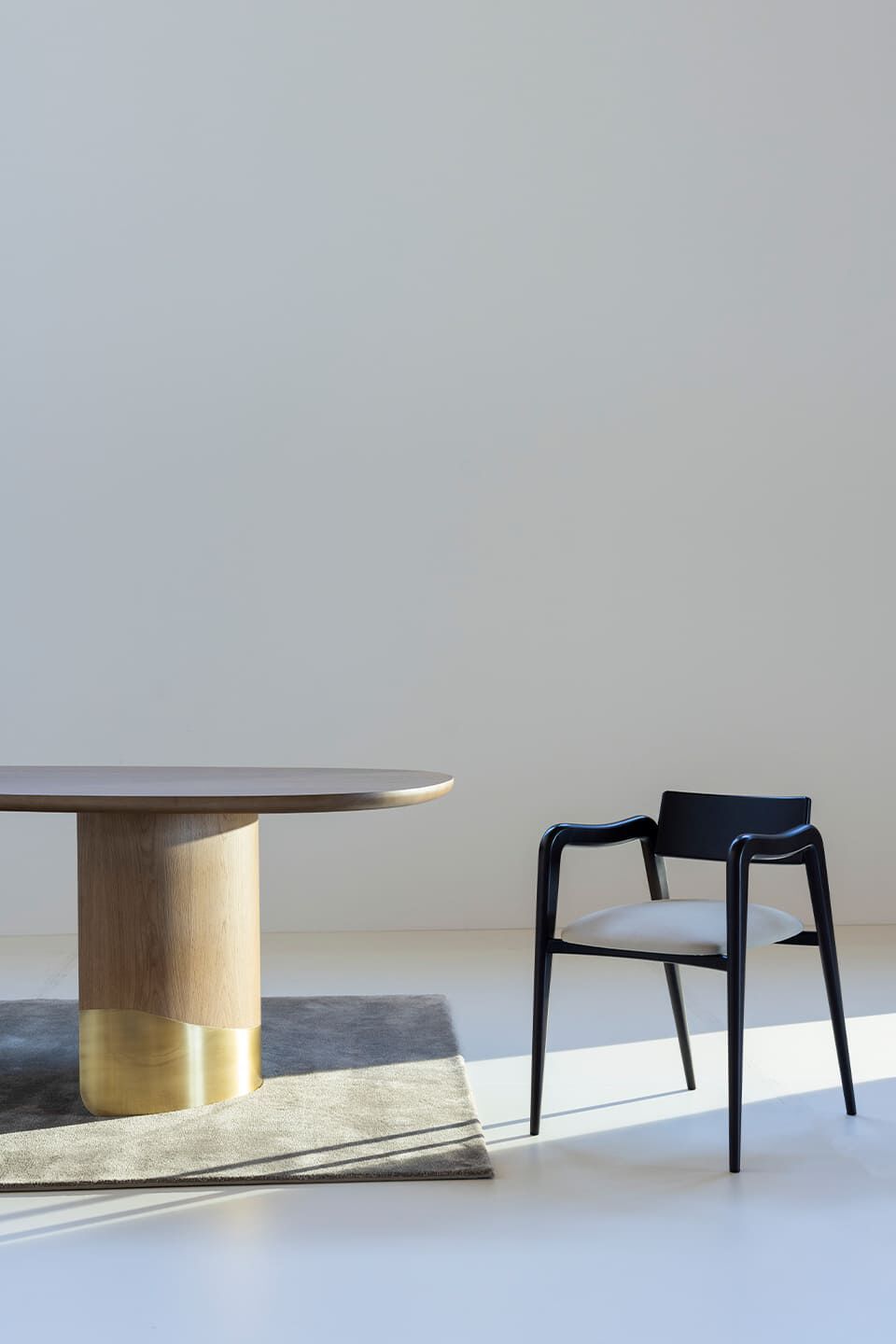 Стул из массива дерева с подлокотниками Greenapple ANJOS ARCH-00032961 - Вид №12