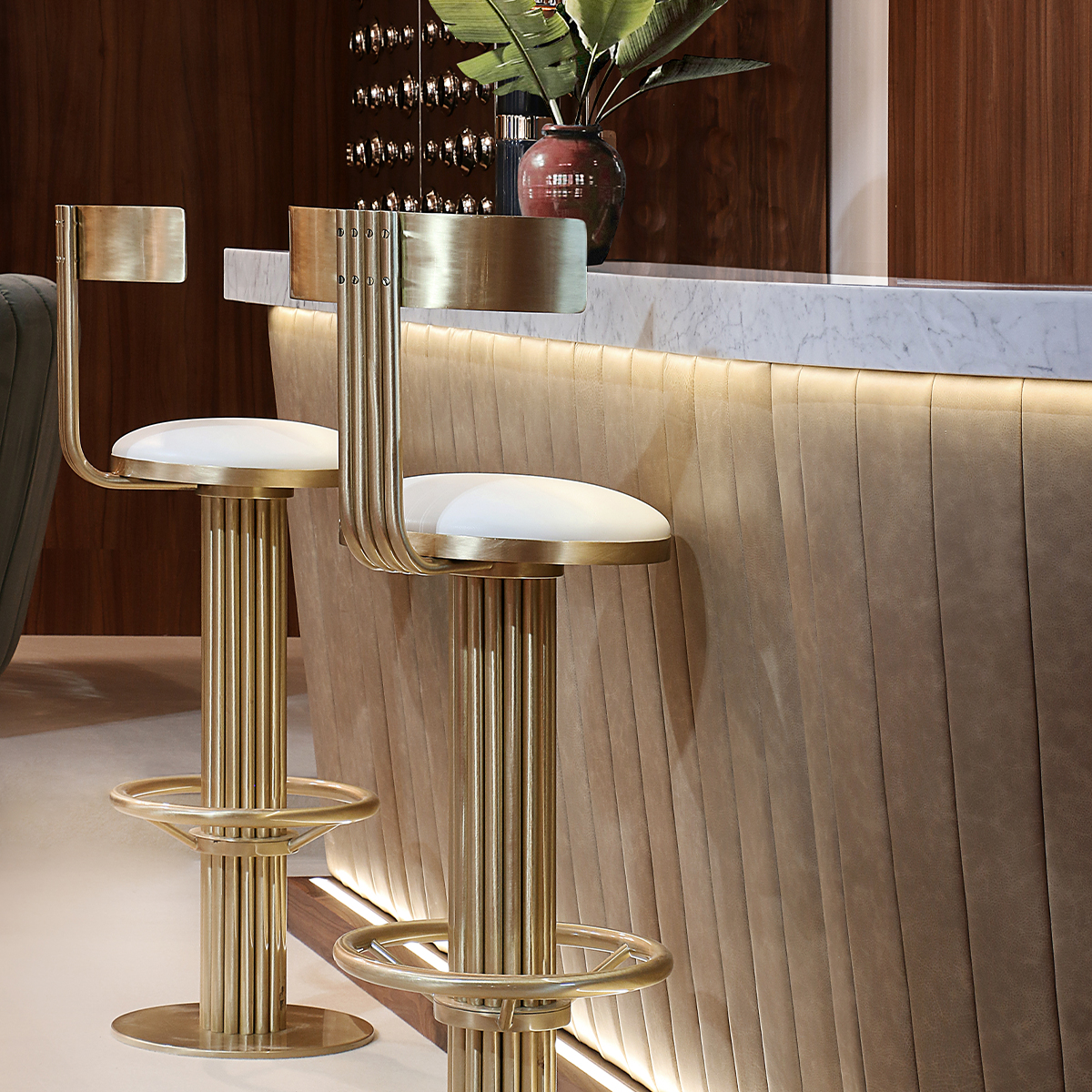 Вращающиеся стулья Kelly Bar Chair Covethouse ESSENTIAL HOME  - Вид №1