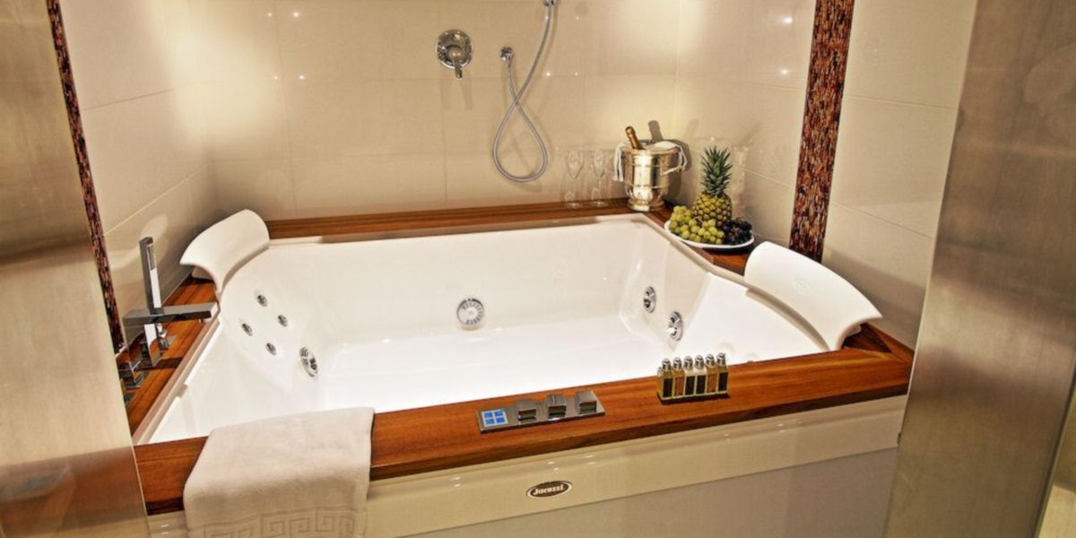 Ванна встроенная с гидромассажем "TOP" Aura Plus 9F43-532 Jacuzzi 9F43532 - Вид №4