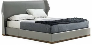 Frigerio Salotti Двуспальная кровать из кожи с мягким изголовьем