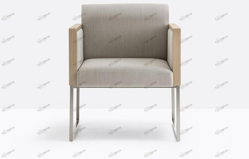 Pedrali Мягкое кресло-санки с подлокотниками Box 741