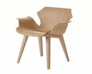 BassamFellows Кресло из дерева с подлокотниками Petal Cb-295